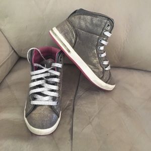 Skechers Shoutouts Zipsters high tops size 12.5